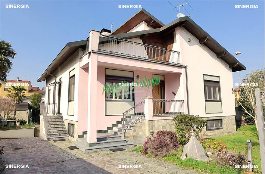 Villa singola di 4 locali su unico piano