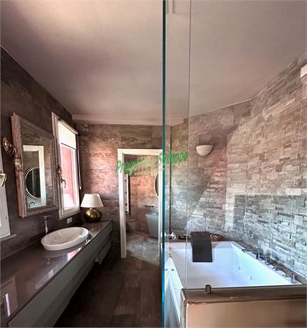 vasca idromassaggio camera padronale