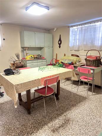 unità 1 cucina seminterrato